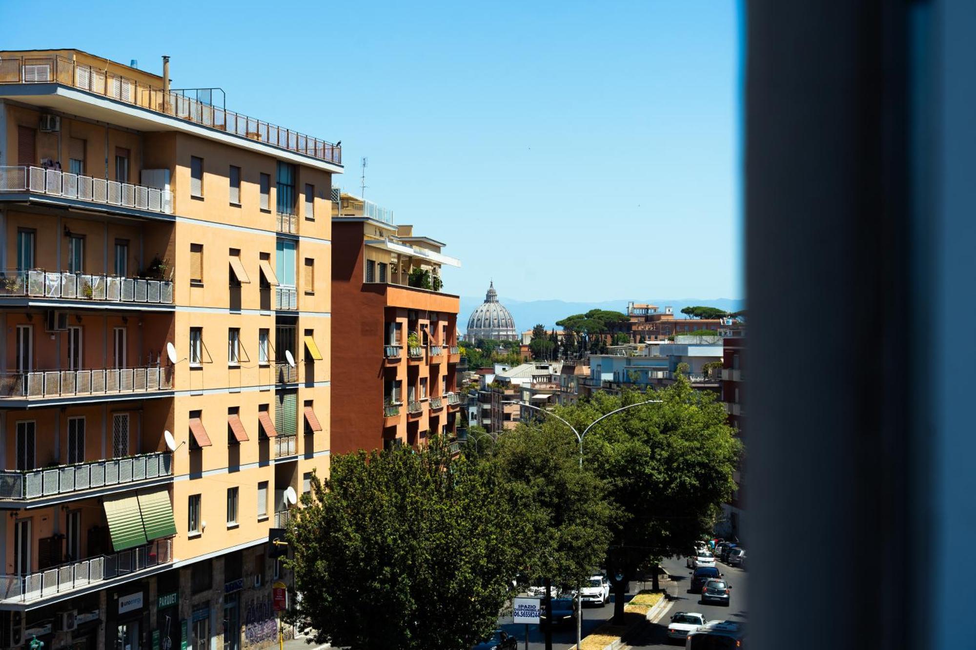 Near Vatican, Irnerio 47 Guest House Rome Exterior photo